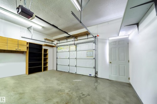 103 Argentia Beach, Rural Wetaskiwin County, AB - Indoor Photo Showing Garage