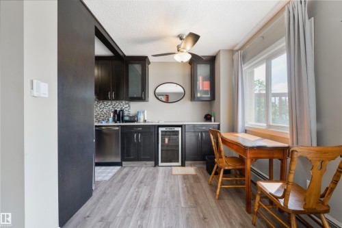 #401 11026 106 St Nw, Edmonton, AB - Indoor Photo Showing Dining Room