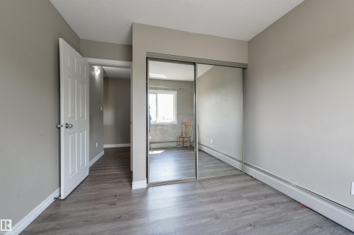 #401 11026 106 St Nw, Edmonton, AB - Indoor Photo Showing Other Room