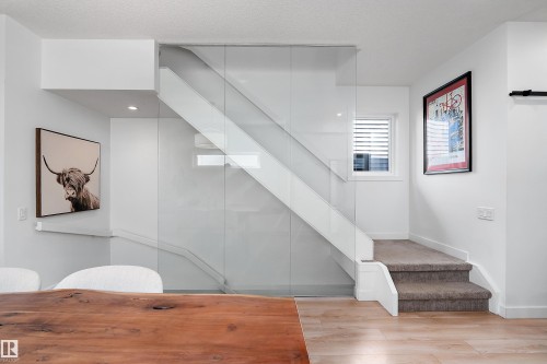 11413 126 Street Nw, Edmonton, AB - Indoor Photo Showing Other Room