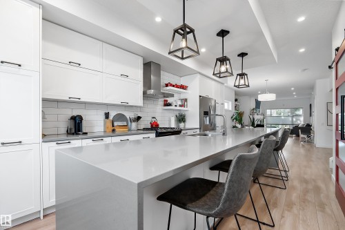 11413 126 Street Nw, Edmonton, AB - Indoor Photo Showing Kitchen With Upgraded Kitchen