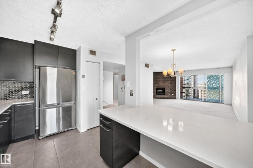 #1802 11027 87 Av Nw, Edmonton, AB - Indoor Photo Showing Kitchen With Upgraded Kitchen