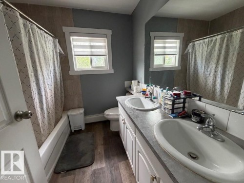 11837 Fort Rd Nw, Edmonton, AB 