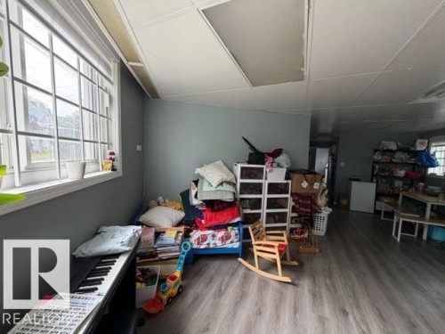 11837 Fort Rd Nw, Edmonton, AB 