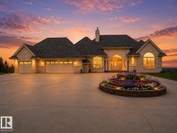 3006 WAYNE Way   Cold Lake, AB T9M 1P8