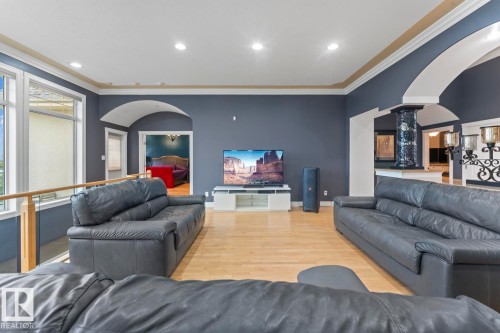 3006 Wayne Way, Cold Lake, AB - Indoor Photo Showing Living Room