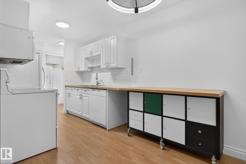 #108 10520 80 Av Nw, Edmonton, AB - Indoor Photo Showing Kitchen
