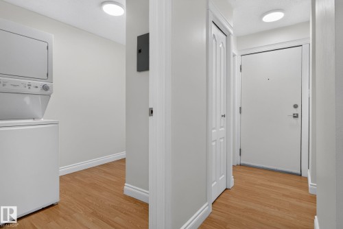 #108 10520 80 Av Nw, Edmonton, AB - Indoor Photo Showing Other Room