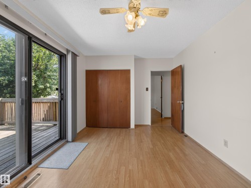14031 63 Street Nw, Edmonton, AB - Indoor Photo Showing Other Room