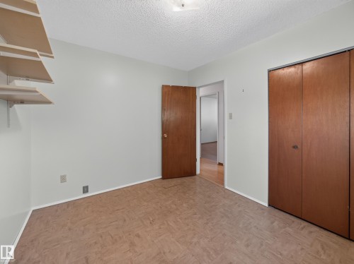 14031 63 Street Nw, Edmonton, AB - Indoor Photo Showing Other Room