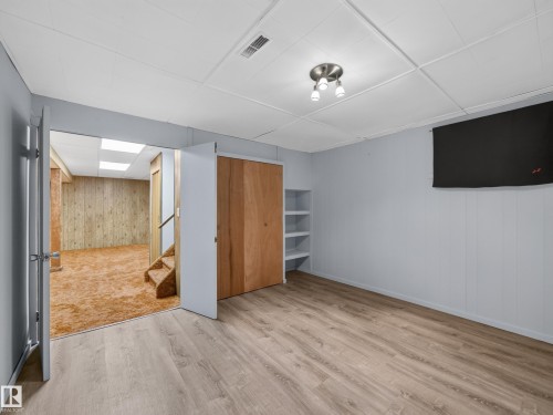 14031 63 Street Nw, Edmonton, AB - Indoor