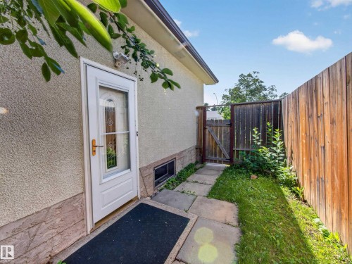 14031 63 Street Nw, Edmonton, AB - Outdoor