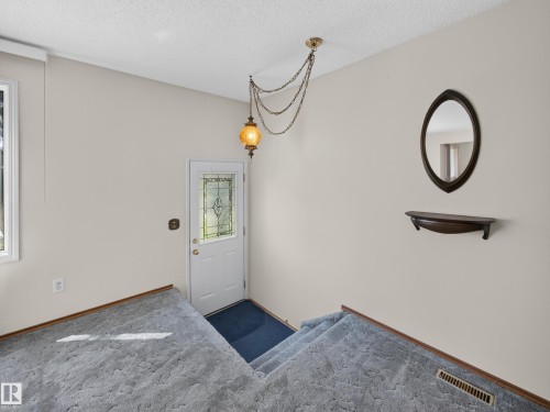 14031 63 Street Nw, Edmonton, AB - Indoor Photo Showing Other Room