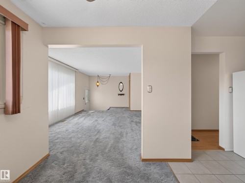 14031 63 Street Nw, Edmonton, AB - Indoor Photo Showing Other Room