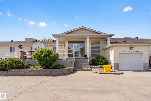 #202 10502 101 AV  Morinville, AB T8R 1V7