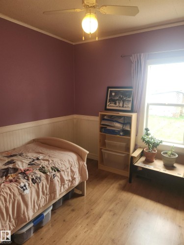 4743 47 Street, Onoway, AB - Indoor Photo Showing Bedroom