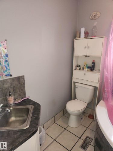 4743 47 Street, Onoway, AB - Indoor Photo Showing Bathroom