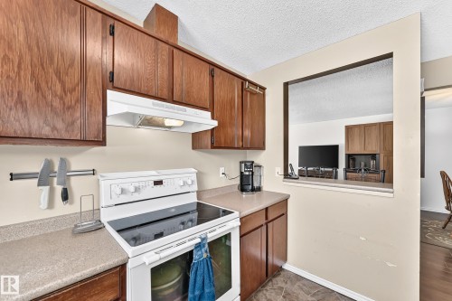 3724 54 Street, Wetaskiwin, AB - Indoor Photo Showing Kitchen