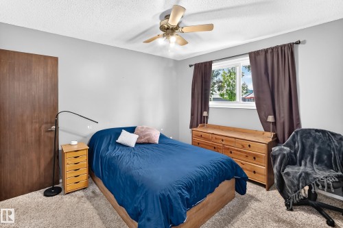 3724 54 Street, Wetaskiwin, AB - Indoor Photo Showing Bedroom
