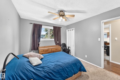 3724 54 Street, Wetaskiwin, AB - Indoor Photo Showing Bedroom