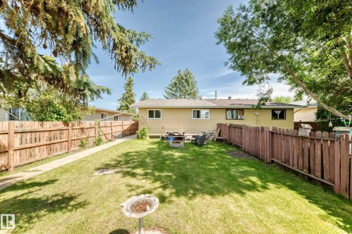 3724 54 Street, Wetaskiwin, AB - Outdoor With Backyard