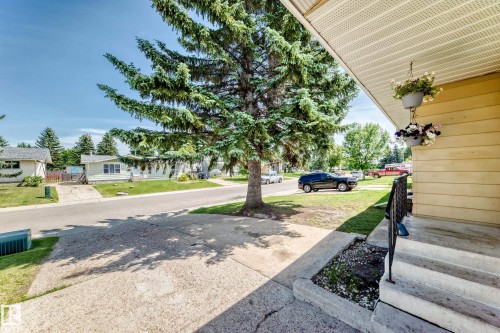 3724 54 Street, Wetaskiwin, AB - Outdoor