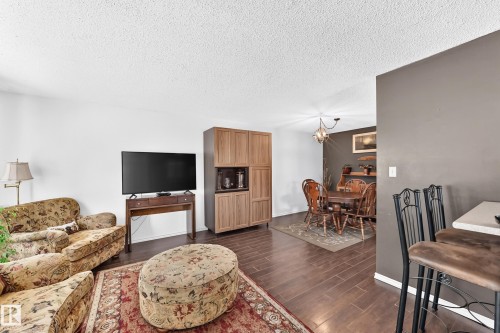 3724 54 Street, Wetaskiwin, AB - Indoor