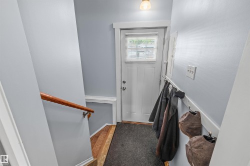10534 163 Street Nw, Edmonton, AB - Indoor Photo Showing Other Room