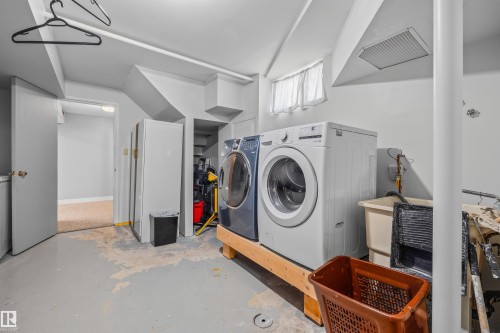 10534 163 Street Nw, Edmonton, AB - Indoor Photo Showing Laundry Room