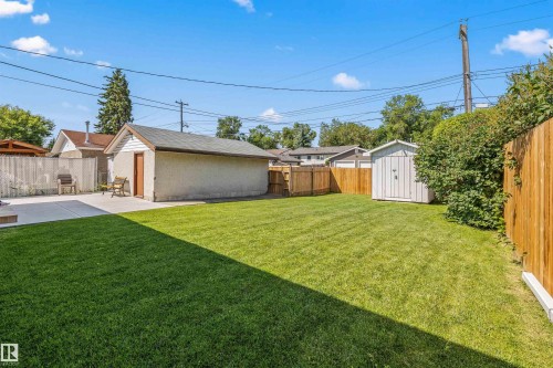 10534 163 Street Nw, Edmonton, AB - Outdoor