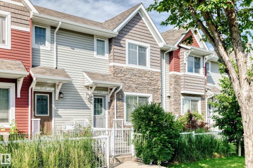 5321 3 Avenue Sw, Edmonton, AB - Outdoor With Facade