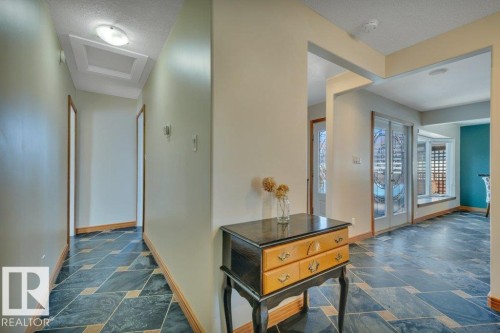 6960 21 Avenue Nw, Edmonton, AB - Indoor Photo Showing Other Room