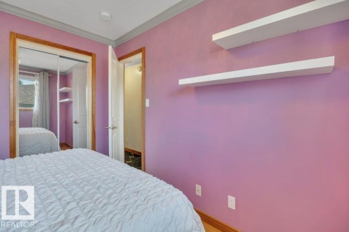 6960 21 Avenue Nw, Edmonton, AB - Indoor Photo Showing Bedroom