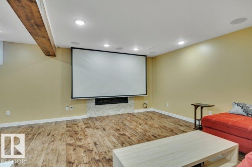 6960 21 Avenue Nw, Edmonton, AB - Indoor