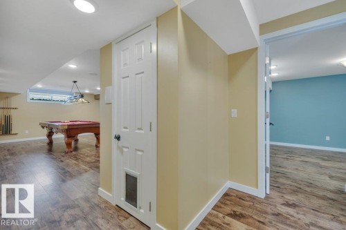 6960 21 Avenue Nw, Edmonton, AB - Indoor