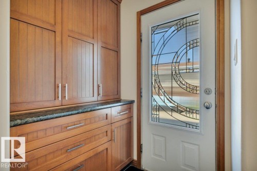 6960 21 Avenue Nw, Edmonton, AB - Indoor Photo Showing Other Room
