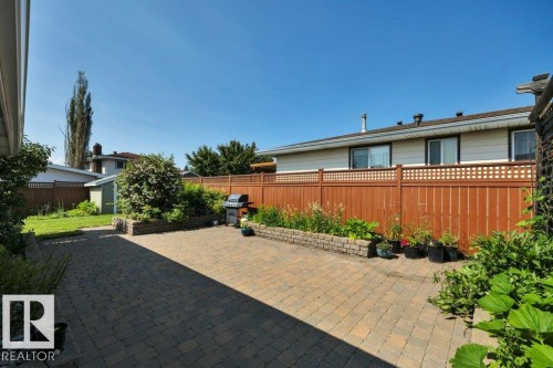 6960 21 Avenue Nw, Edmonton, AB - Outdoor