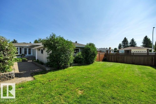 6960 21 Avenue Nw, Edmonton, AB - Outdoor