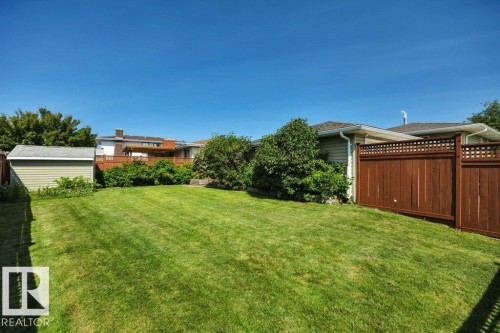 6960 21 Avenue Nw, Edmonton, AB - Outdoor