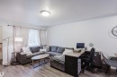 10623 76 Avenue Nw, Edmonton, AB  - Indoor Photo Showing Living Room 