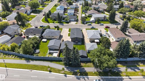 3911 67 Street Nw, Edmonton, AB - Outdoor With View