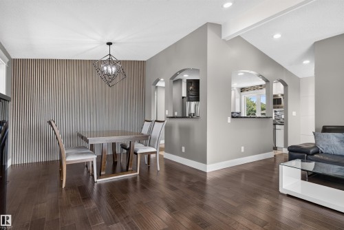 3911 67 Street Nw, Edmonton, AB - Indoor