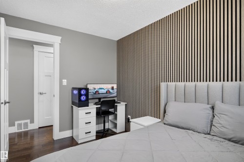 3911 67 Street Nw, Edmonton, AB - Indoor Photo Showing Bedroom