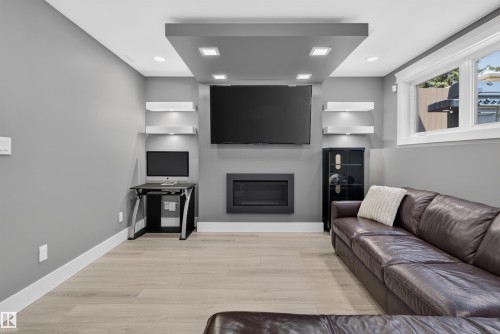 3911 67 Street Nw, Edmonton, AB - Indoor With Fireplace