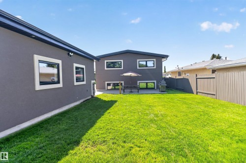 3911 67 Street Nw, Edmonton, AB - Outdoor With Exterior