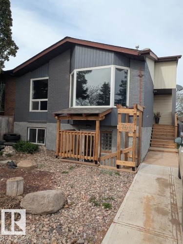 703 GRANDIN Drive  Morinville, AB T8R 1K2