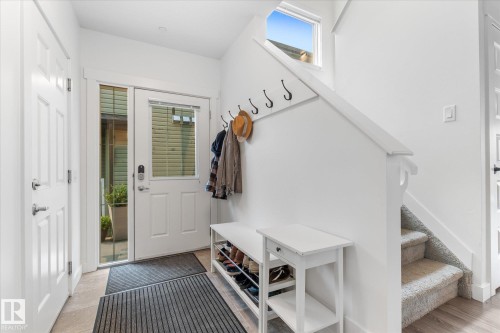 148 Brickyard Place, Stony Plain, AB - Indoor Photo Showing Other Room