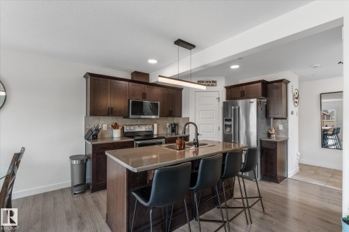 148 Brickyard Place, Stony Plain, AB - Indoor Photo Showing Kitchen