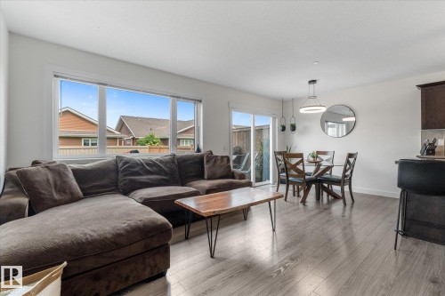 148 Brickyard Place, Stony Plain, AB - Indoor Photo Showing Living Room