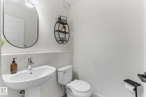 148 Brickyard Place, Stony Plain, AB - Indoor Photo Showing Bathroom
